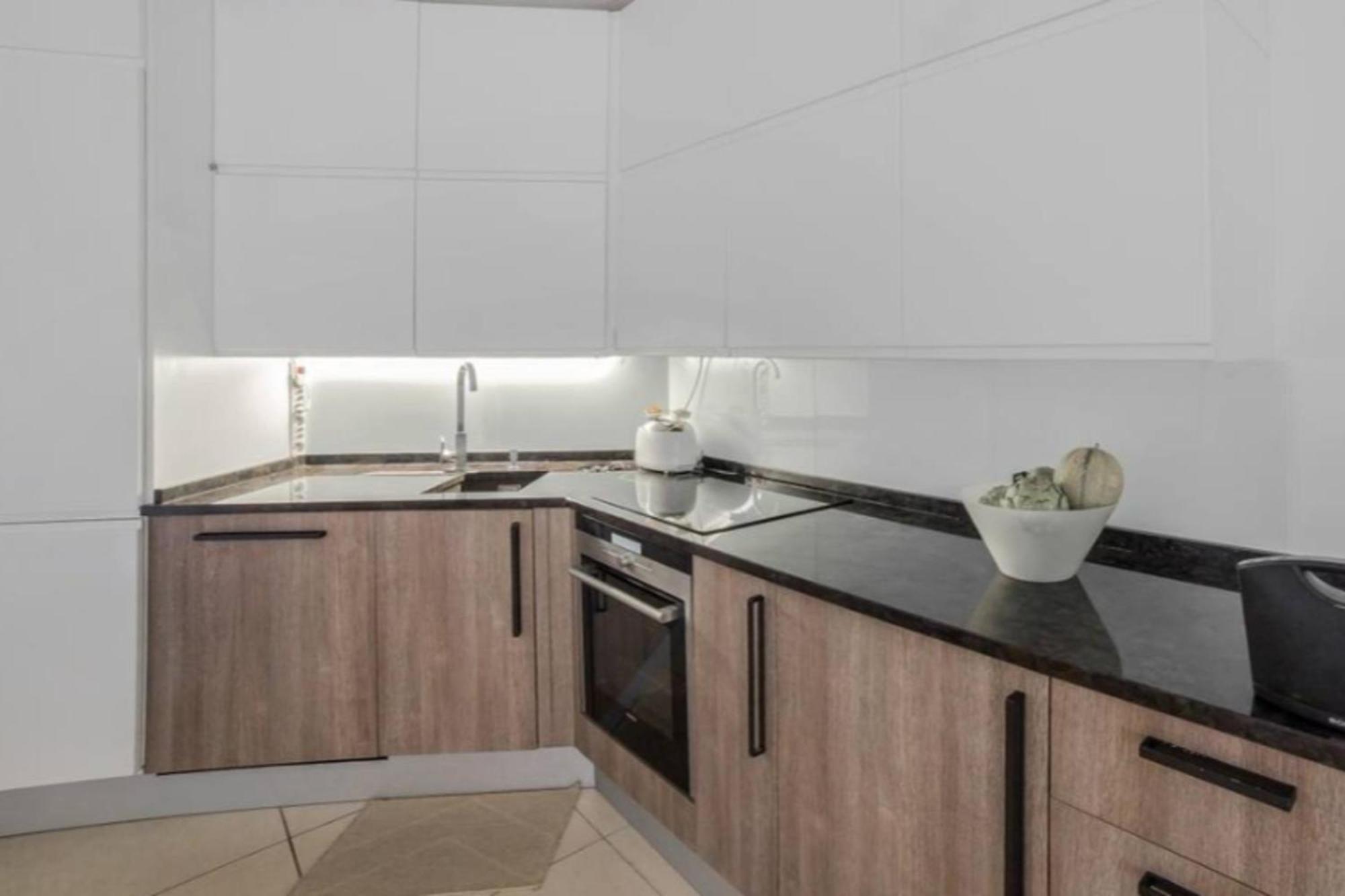 De La Colline - Welkeys Apartment